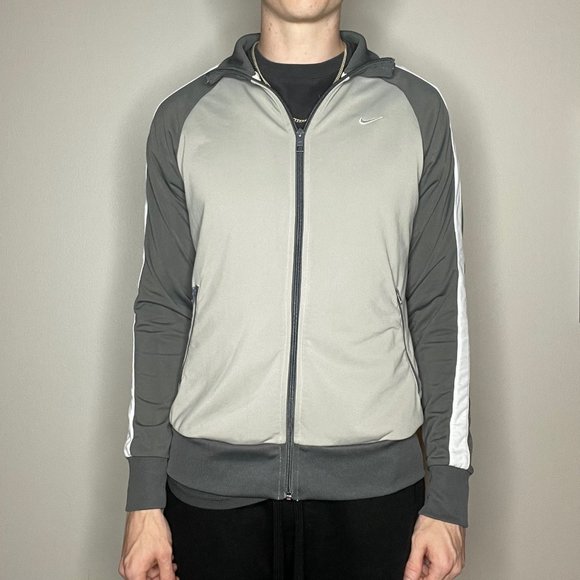 Nike track jacket - Picture 2 of 7